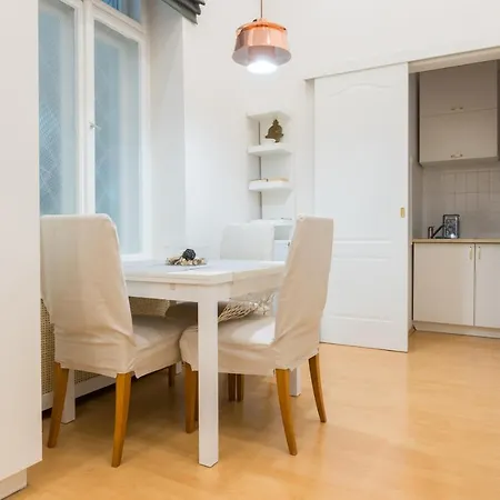 Exclusive - Vaci Street Apartment Budapest